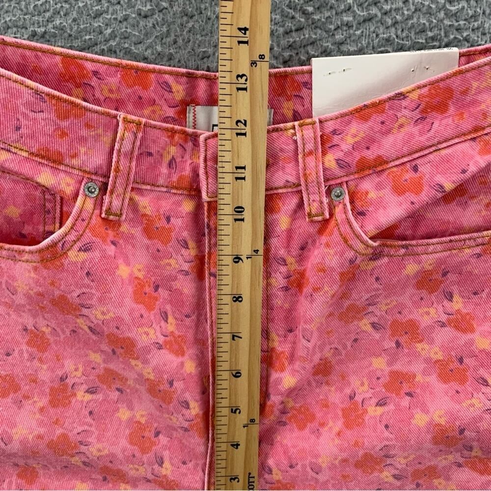 BDG Urban Outfitters High-Rise Flare Women's Jeans NWT - Size: 28 - Picture 10 of 15
